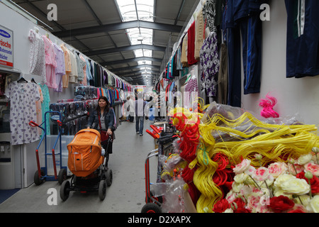 Berlin, Allemagne, dans le centre de Dong Xuan Herzbergstrasse Banque D'Images