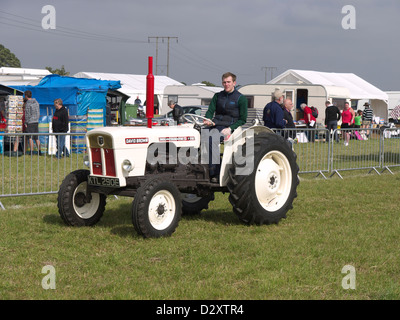 David Brown 770 Selectamatic tracteur à vapeur et Boston Vintage rally Banque D'Images