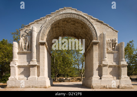 Jules César triomphe ARCH Ruines de GLANUM SAINT RÉMY DE PROVENCE DU RHÔNE FRANCE Buch鋨es Banque D'Images