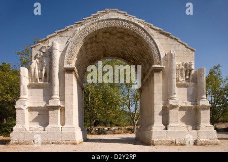Jules César triomphe ARCH Ruines de GLANUM SAINT RÉMY DE PROVENCE DU RHÔNE FRANCE Buch鋨es Banque D'Images