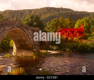 Inigo Jones Pont et rivière Conwy à Conwy, Gwynedd, Pays de Galles Banque D'Images