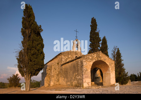 CHAPELLE SAINT SIXTE EYGALIERES PROVENCE Bouches du Rhône France Banque D'Images