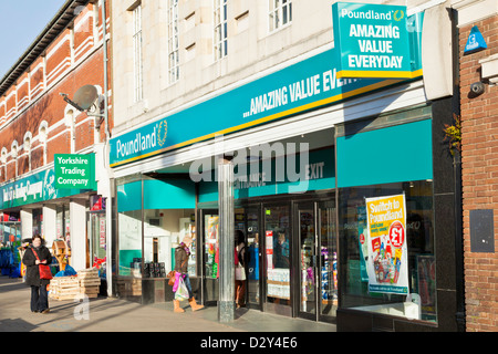 Poundland store front Skegness Lincolnshire England UK GB EU Europe Banque D'Images