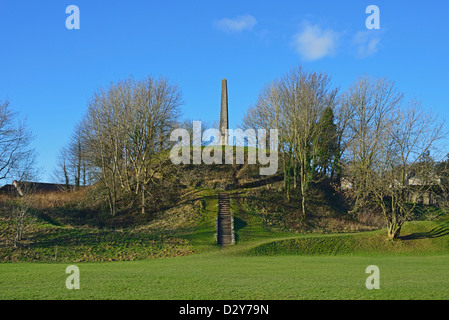 Le Monument, Château Howe, Bowling est tombé, Kendal, Cumbria, Angleterre, Royaume-Uni, Europe. Banque D'Images