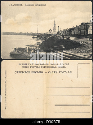 Quai de la Volga Kalyazin avant la révolution, carte postale rétro Banque D'Images
