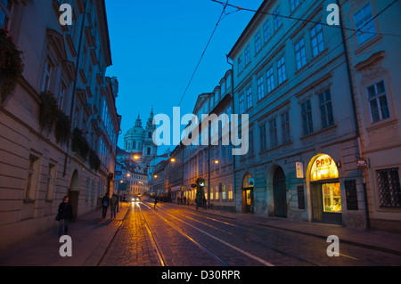 La rue Karmelitska Mala Strana la petite ville quartier historique de Prague République Tchèque Europe Banque D'Images