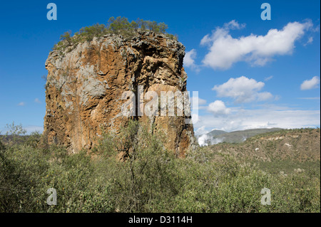 Ol Basta rock tower, Hell's Gate National Park, Naivasha, Kenya Banque D'Images