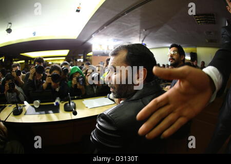 Téhéran, Iran : Directeur Masoud Dehnamaki le jour 6 de la 31ème Festival du Film Fajr International le 5 février 2013 à Téhéran, Iran. Organisé par le ministère de la Culture et de l'orientation islamique, le Festival du film est le film le plus important événement dans le pays. (Photo par Gallo Images / Mohammad Amin Jamali) Banque D'Images