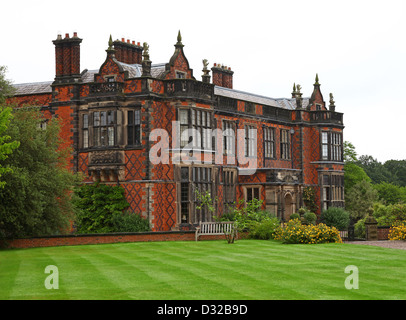 La façade sud de Arley Hall and gardens Cheshire England UK Banque D'Images