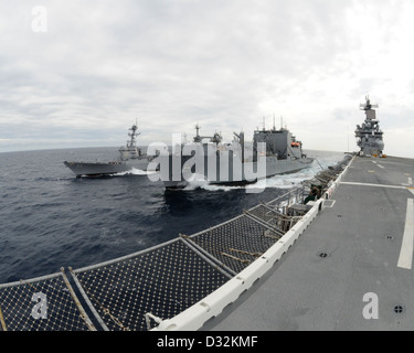 L'Armée Commande de transport maritime de marchandises et de munitions ship USNS William McLean (T-AKE 12 Banque D'Images