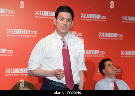 David Miliband à la direction du Parti du Travail Hustings au Millennium Stadium de Cardiff, aujourd'hui. Banque D'Images