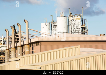 Le terminal de gaz Rampside à Barrow in Furness, Cumbria, Royaume-Uni, qui traite le gaz naturel de la baie de Morecambe, champs de gaz. Banque D'Images