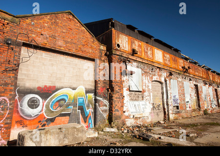 Un bâtiment industriel abandonné dans la région de Barrow in Furness, Cumbria, Royaume-Uni, Banque D'Images