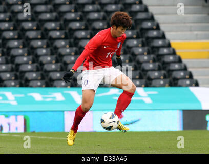 06.02.2013. Londres, Angleterre. La Corée du Sud Koo Ja-Cheol en action au cours de match amical international entre la Croatie et la Corée du Sud à partir de Craven Cottage Banque D'Images