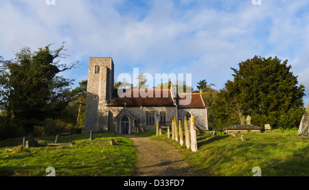 L'église de Saint André à Guist à Norfolk. Banque D'Images