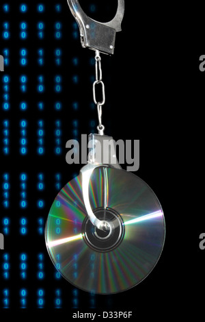 Menottes en CD avec données numériques écrites Banque D'Images