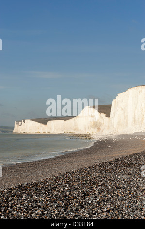 Urrugne dans l'East Sussex, Angleterre, Royaume-Uni. Montrant les falaises blanches du Parc National des South Downs, une partie de la formation géologique des sept Sœurs. Banque D'Images