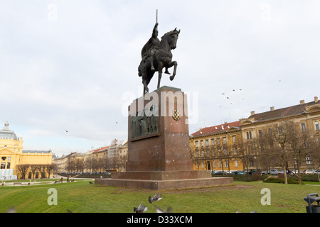 Statue du roi Tomislav, le premier roi Croate à Zagreb, en Croatie, Banque D'Images