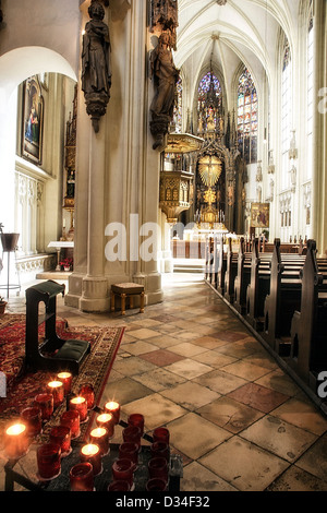 Intérieur de l'église de St Mary sur le Strand. Maria am Gestade, Vienne, Autriche. Banque D'Images