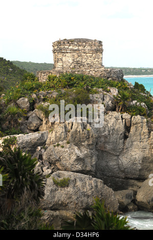 Les ruines de Dieu nommé "Temple des vents sur la plage de Tulum, Mexique Banque D'Images