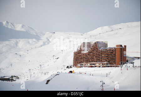 La station de ski de La Mongie dans la région de Baréges Grand Tourmalet et Pic du Midi, Pyrénées françaises Banque D'Images