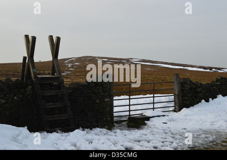 Walker Hill près du point d'enclenchement de Pendle Hill en hiver Banque D'Images