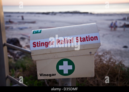 La station de secours Stinger, Cable Beach, Broome, Australie occidentale Banque D'Images