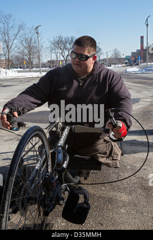 Ancien combattant blessé Cycle Main Tests Banque D'Images