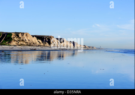 Camping sur une plage déserte en Californie comme si c'était hier Banque D'Images