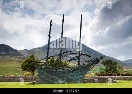 Coffin Ship sculpture, Comté de Mayo, Murrisk Banque D'Images