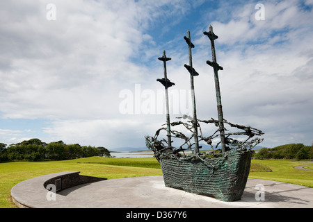 Coffin Ship sculpture, Comté de Mayo, Murrisk Banque D'Images