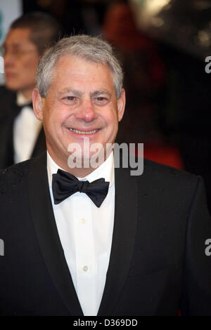 Producteur Cameron Mackintosh arrive à l'EE British Academy Film Awards au Royal Opera House de Londres, Angleterre, le 10 février 2013. Photo : Hubert Boesl Banque D'Images