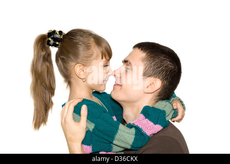 Le frère et la sœur embrasser Banque D'Images