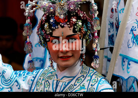 Bangkok, Thaïlande 11 février 2013. opéra traditionnel chinois interprète, le festival du Nouvel an chinois, Bangkok : Crédit Kraig Lieb / Alamy Live News Banque D'Images