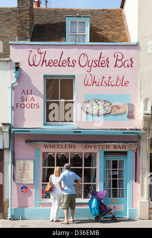 Wheeler's Oyster Bar shop avant, Whitstable, Kent, Angleterre Banque D'Images