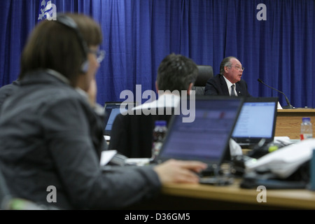 Monsieur le Commissaire Michel Bastarache dévoile le rapport de son enquête dans la nomination des juges Banque D'Images