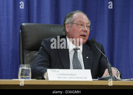 Monsieur le Commissaire Michel Bastarache dévoile le rapport de son enquête dans la nomination des juges Banque D'Images