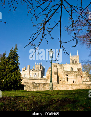 La Cathédrale de Lincoln et palais des évêques voir dans winter sunshine Lincolnshire angleterre Europe Banque D'Images