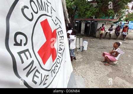 Port-au-Prince, Haïti, clinique mobile de la Croix-Rouge allemande Banque D'Images