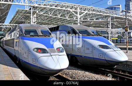 Train La gare KTX en Corée du Sud Séoul Asie Banque D'Images