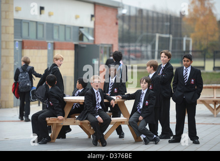 Un groupe de garçons à Pates Grammar School à Cheltenham, Gloucestershire UK Banque D'Images