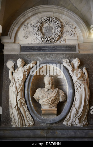 Tombeau du Roi Henry IV de France et de Navarre (1553 - 1610) Basilique Cathédrale de Saint Denis , Paris France Banque D'Images