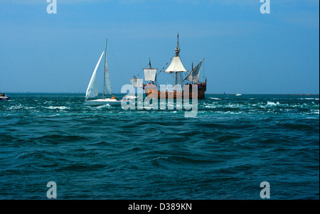 Matthieu : caravelle, réplique (Bristol, UK), navigation dans la baie de Quiberon, au cours de l'événement : "Semaine du Golfe" (Bretagne, France). Banque D'Images