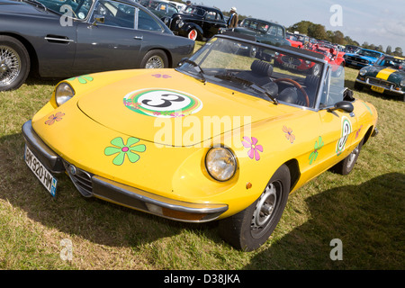 1967 Alfa Romeo 2012 Spider Duetto au Goodwood Revival, Sussex, UK. Banque D'Images