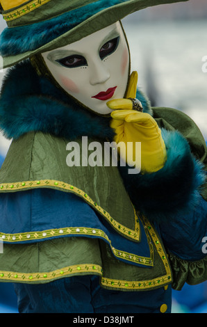 Personne masqué au Carnaval de Venise 2013 Banque D'Images