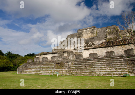 Belize, Altun Ha. Altun Ha, ruines de l'ancien site de cérémonie maya de la période classique (1100 avant JC à 900). Banque D'Images