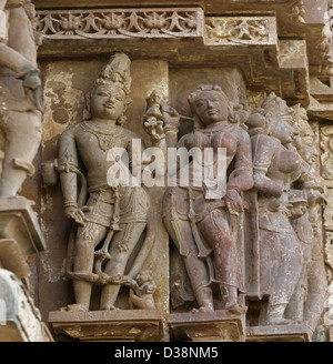 Inde Khajuraho temple tourisme voyage statues Kama Sutra Banque D'Images