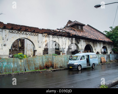 L'ancien cœur de Jakarta colonial, Kota, est négligé et littéraires pourrir Banque D'Images