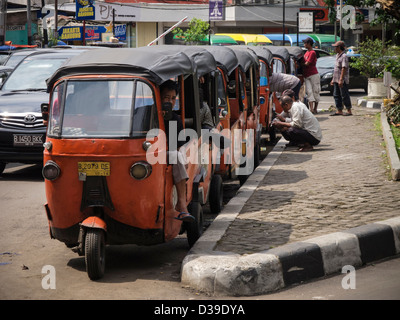 L'ancien quartier colonial de Menteng à Jakarta est en mutation rapide. Banque D'Images