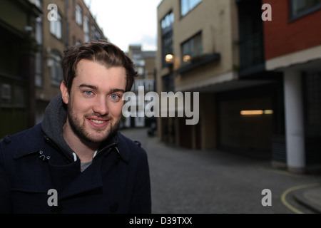 Le comédien Jack Whitehall pose pour les spots télévisés avant le lancement de son nouveau stand-up comedy DVD 'Live' Jack Whitehall Banque D'Images